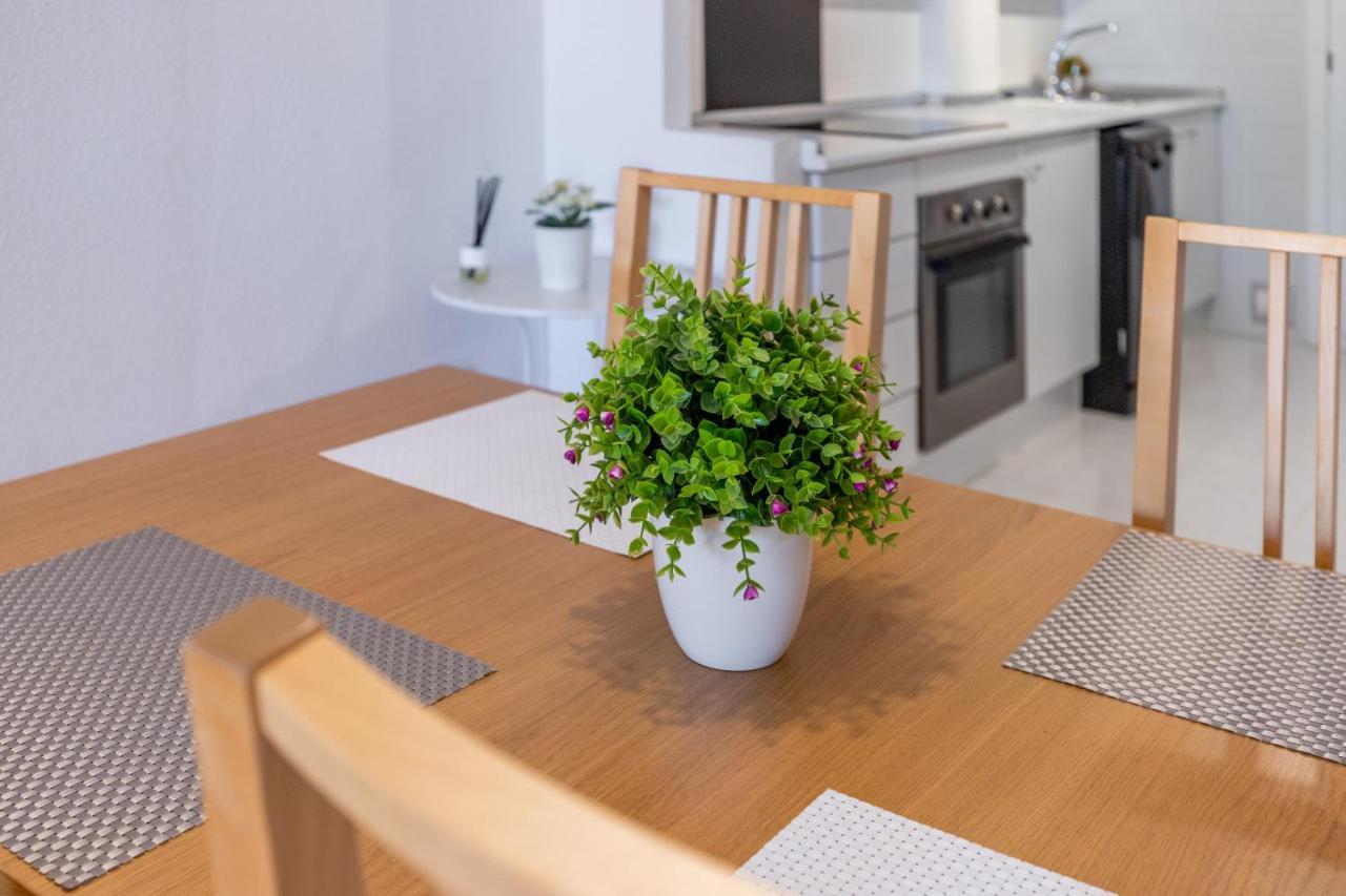 אלתיאה Simplicity Luxury Apartment מראה חיצוני תמונה